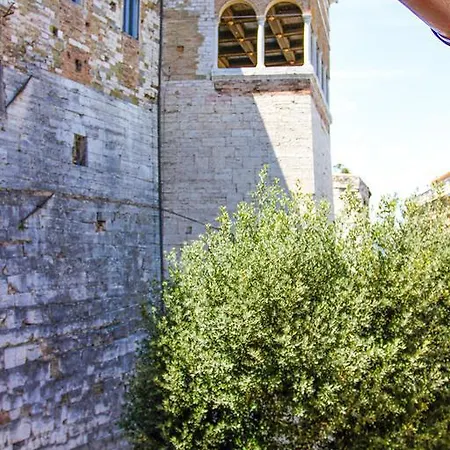 Alla Maison Di Alessia Περούτζια